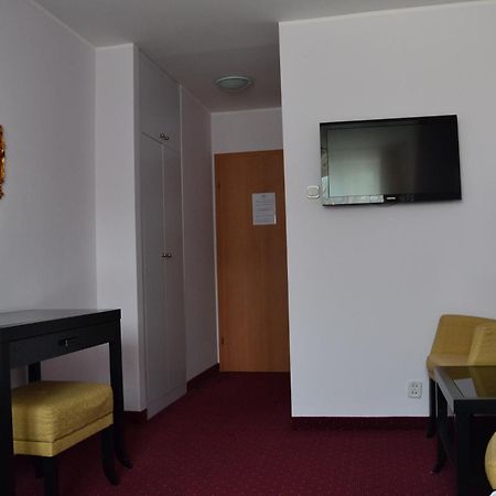Hotel&Restauracja Zlote Runo Гура-Кальвария Номер фото